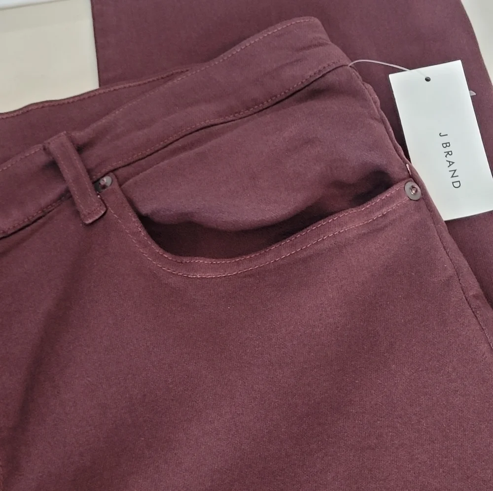 J. Brand Tyler Slim Fit Jeans - NWT - Size 38